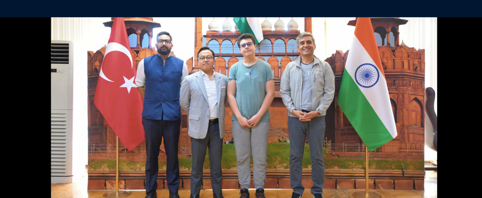 Chess Grandmaster and Türkiye’s top ranked chess player Yağız Kaan Erdoğmuş visited the Consulate and met the Consul General on 18 August 2026